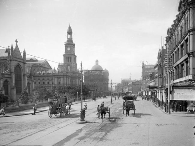 George Street near Town Hall c1898. (Powerhouse Museum Collection)