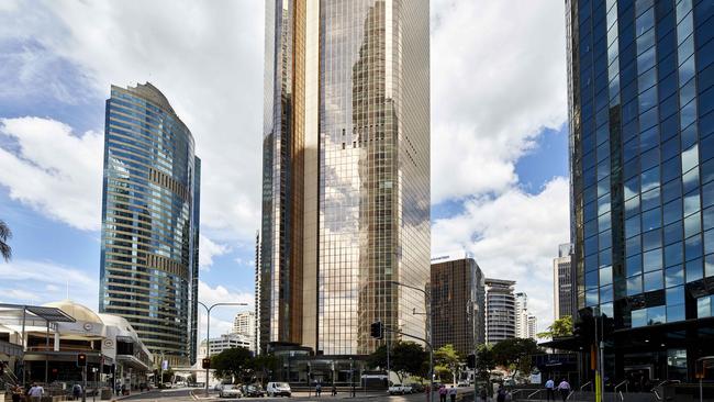 Dexus and CPP Investment Board have put the Gold Tower in Brisbane on the market.