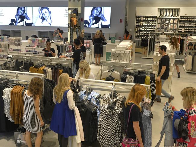 WA’s first H&M fashion store opens at Lakeside Joondalup on Saturday ...