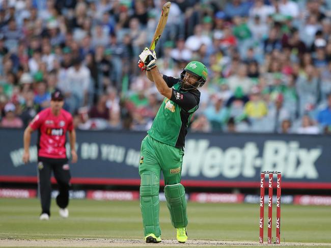 Big Bash Cricket MCG Melbourne Stars v Sydney Sixes Rob Quiney hits Sean Abbott for a six Picture:Wayne Ludbey