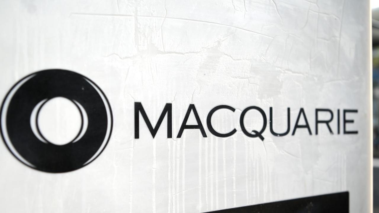 Macquarie Bank is ditching cash and cheques this month. Picture: NCA NewsWire/Dan Peled