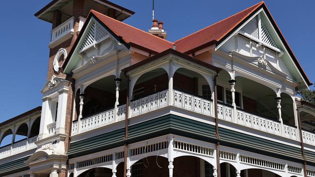 The scaffolding has finally been removed to reveal the mammoth multi-million dollar restoration of one of Brisbane’s most iconic historic residences "Lamb House" at Kangaroo Point. Photo: Tara Croser.