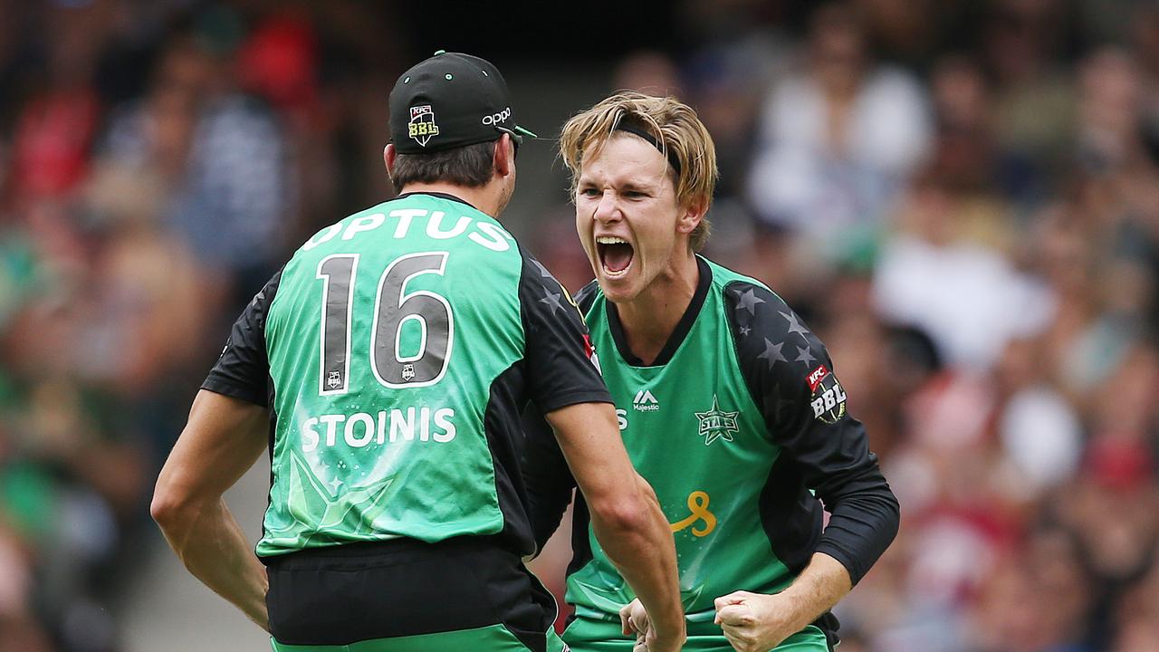 Adam Gilchrist, Andrew Symonds, Isa Guha and Mark Howard give their BBL|10 predictions.