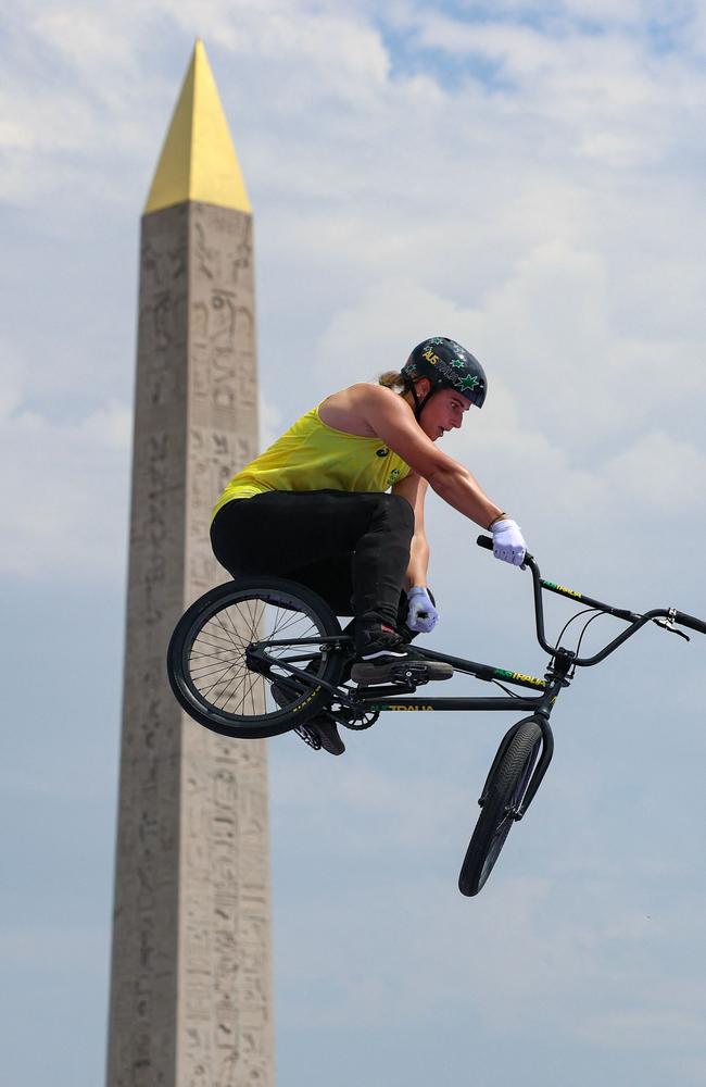 Natalya Diehm flies high at La Concorde. Picture Emmanuel Dunand / AFP