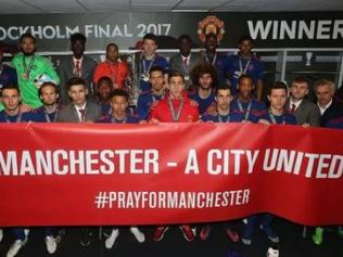 Manchester United tribute to terror victims