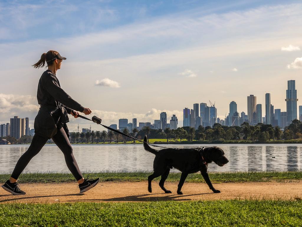 Milder cold temperatures are on the way, the BOM has forecast. Picture : NCA NewsWire / Ian Currie