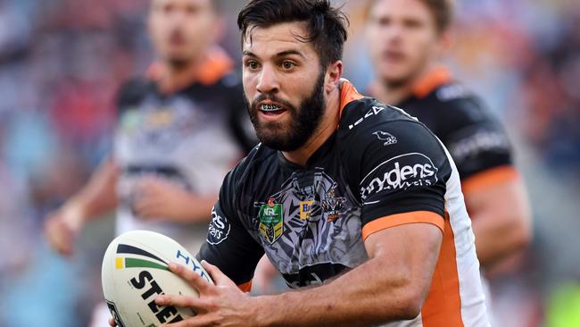 Jason Taylor calls on James Tedesco, Aaron Woods to commit to West ...