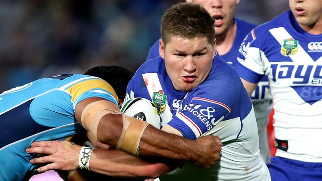 Bulldog Greg Eastwood takes on the Titans in round 23. Picture: Gregg Porteous