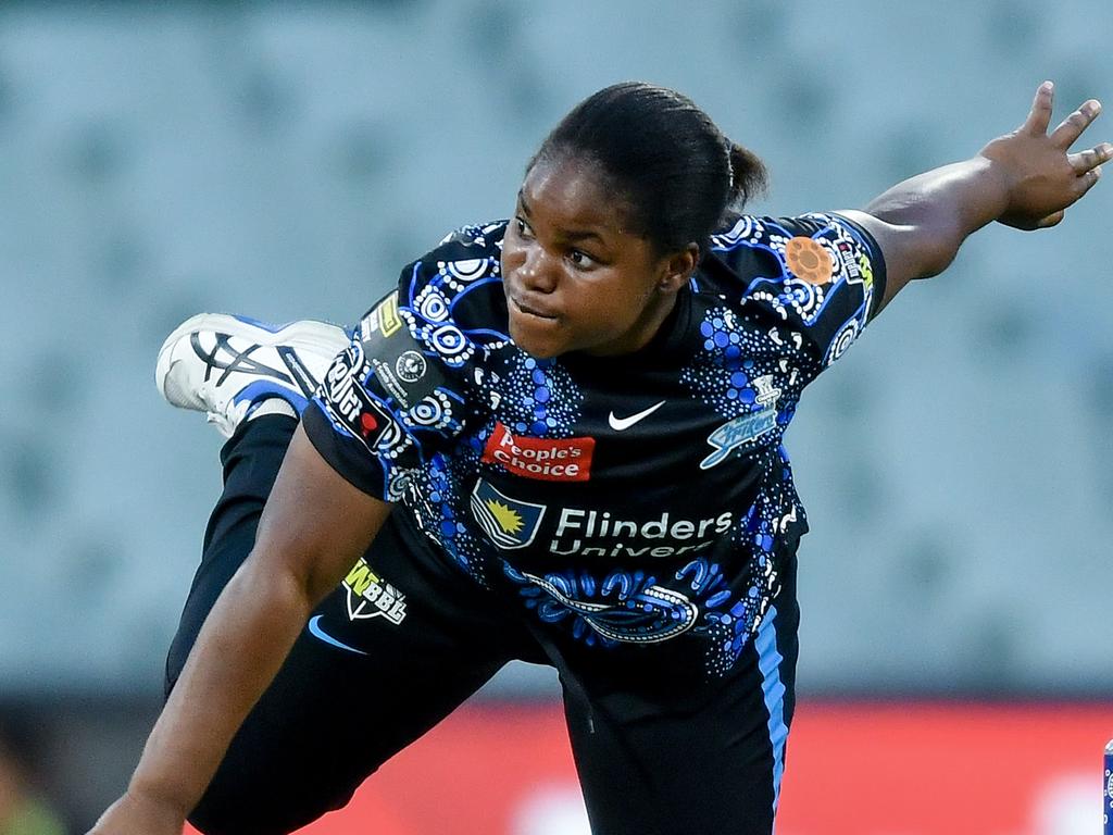 Anesu Mushangwe has been one of the finds of WBBL09. Picture: Mark Brake/Getty Images