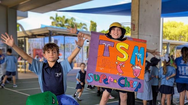 Christos advertising his balloon drop business and Ari promoting his store Team Sausage Milkshake during Larrakeyah Primary School’s Business Enterprise Marketing Day on Thursday. Supplied.