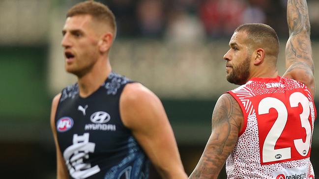 The Blues just can’t stop their opponents from scoring. Picture: AFL Photos/Getty Images