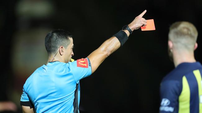 Referee Stephen Lucas shows Matt Simon a red card and sends him off. Picture: Getty