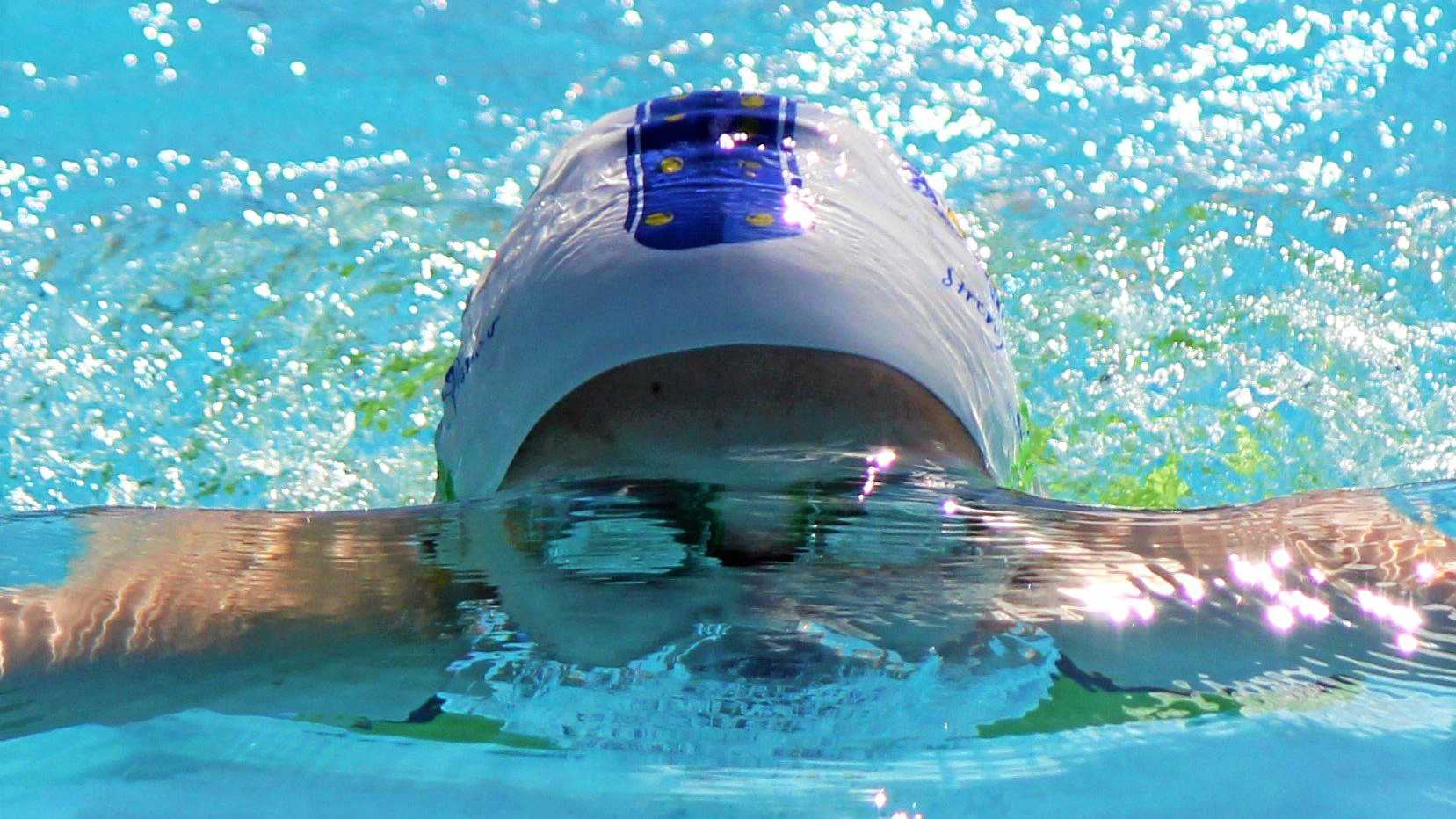 Amelia Williams in the breast stroke. Picture: Rebecca Devine 050819