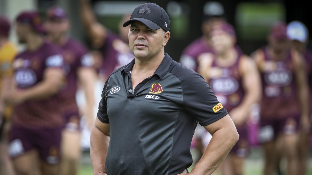 Brisbane Broncos coach Anthony Seibold watches on during a training session