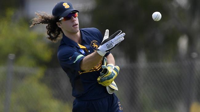 Wicketkeeper Sam Dukic in action for Strathmore. Picture: Andy Brownbill