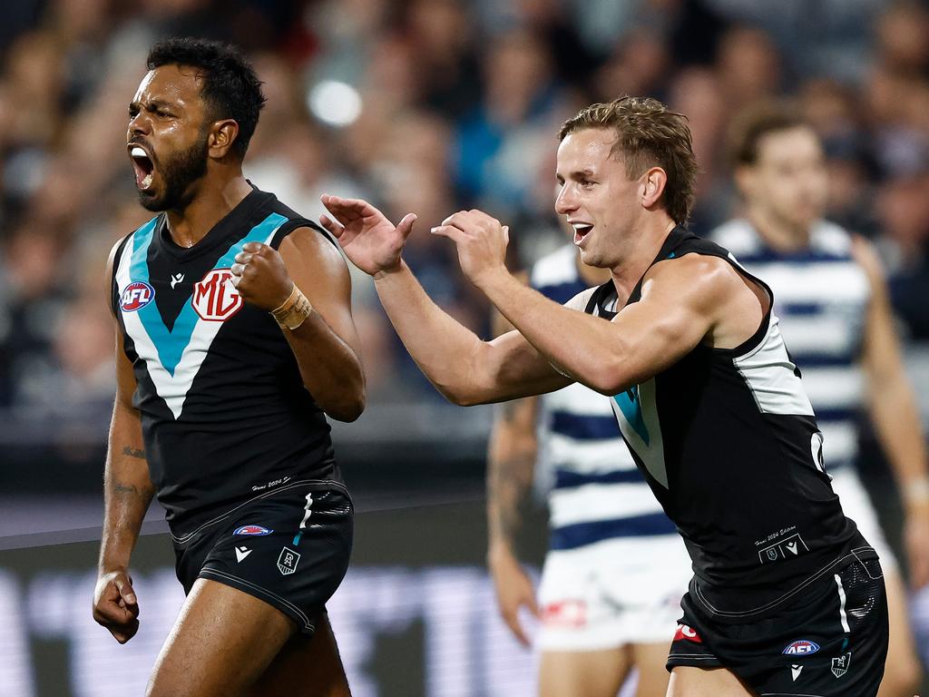 GEELONG, AUSTRALIA - MAY 10: Willie Rioli (left) and Jackson Mead of the Power celebrates during the 2024 AFL Round 09 match between the Geelong Cats and Port Adelaide Power at GMHBA Stadium on May 10, 2024 in Geelong, Australia. (Photo by Michael Willson/AFL Photos via Getty Images)