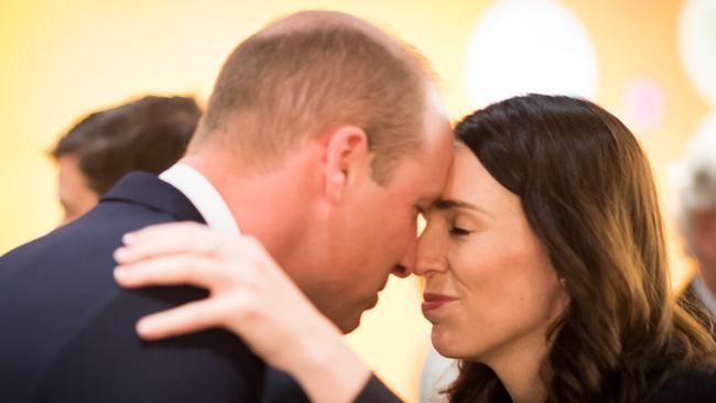 AUCKLAND, NEW ZEALAND - APRIL 25: In this handout image provided by the New Zealand Government, Prince William, Duke of Cambridge is greeted with a Hongi, a traditional Maori greeting, by Prime Minister Jacinda Ardern as they attend the Auckland Anzac Day Civic Service at the Auckland War Memorial Museum on April 25, 2019 in Auckland, New Zealand. Prince William is on a two-day visit to New Zealand to commemorate the victims of the Christchurch mosque terror attacks. (Photo by Mark Tantrum/The New Zealand Government via Getty Images)