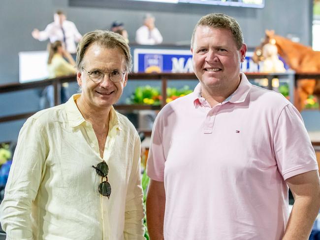 Steve O'Dea (right) with Jamie Walter at the MM Sale.