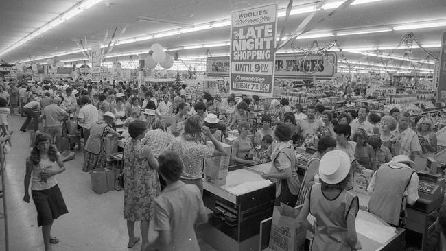 December, 1978: Queues of people at check-outs at Woolworths at Brookside shopping centre at 7.30pm on the first night of late night trading. Picture: Gerry Jasiulek