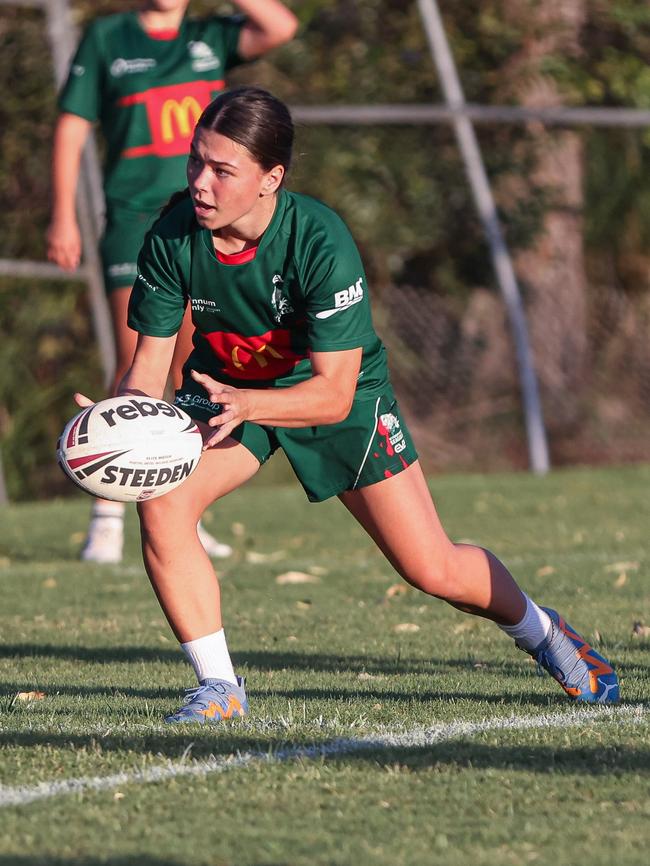 Wynnum Manly Seagulls Harvey Norman U17 and U19 teams in training