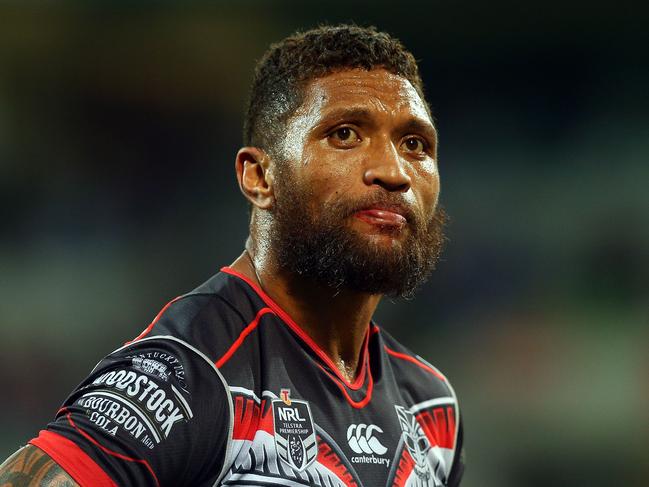 MELBOURNE, AUSTRALIA - APRIL 25:  Manu Vatuvei of the Warriors looks dejected following the round eight NRL match between the Melbourne Storm and the New Zealand Warriors at AAMI Park on April 25, 2016 in Melbourne, Australia.  (Photo by Graham Denholm/Getty Images)