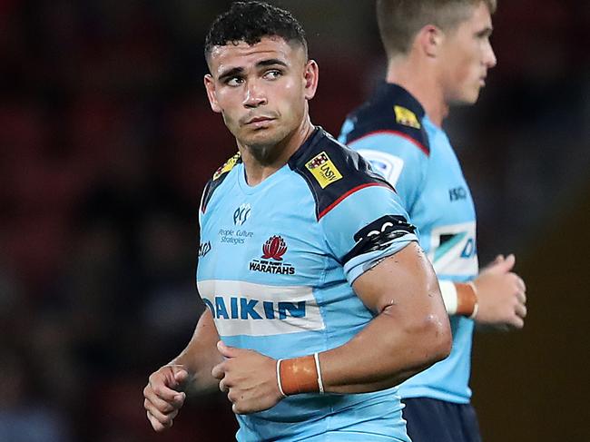 BRISBANE, AUSTRALIA - FEBRUARY 19: Izaia Perese of the Waratahs is sent off to the sin bin during the round one Super Rugby AU match between the Reds and the Waratahs at Suncorp Stadium, on February 19, 2021, in Brisbane, Australia. (Photo by Jono Searle/Getty Images)