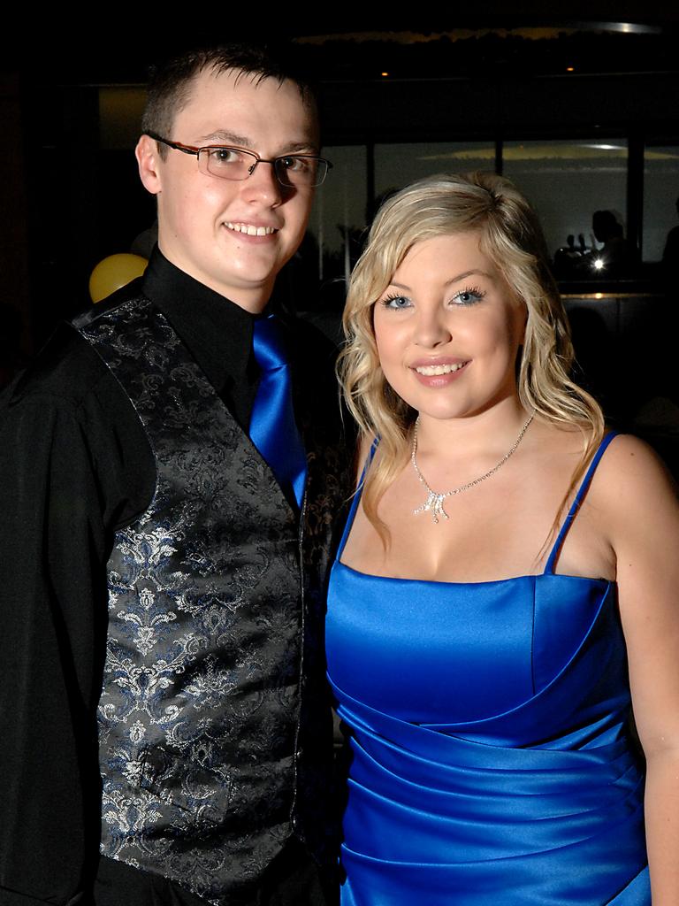 Wesley Gillion and Natasha Elvidge at the 2009 Palmerston High School formal at SkyCity. Picture: NT NEWS