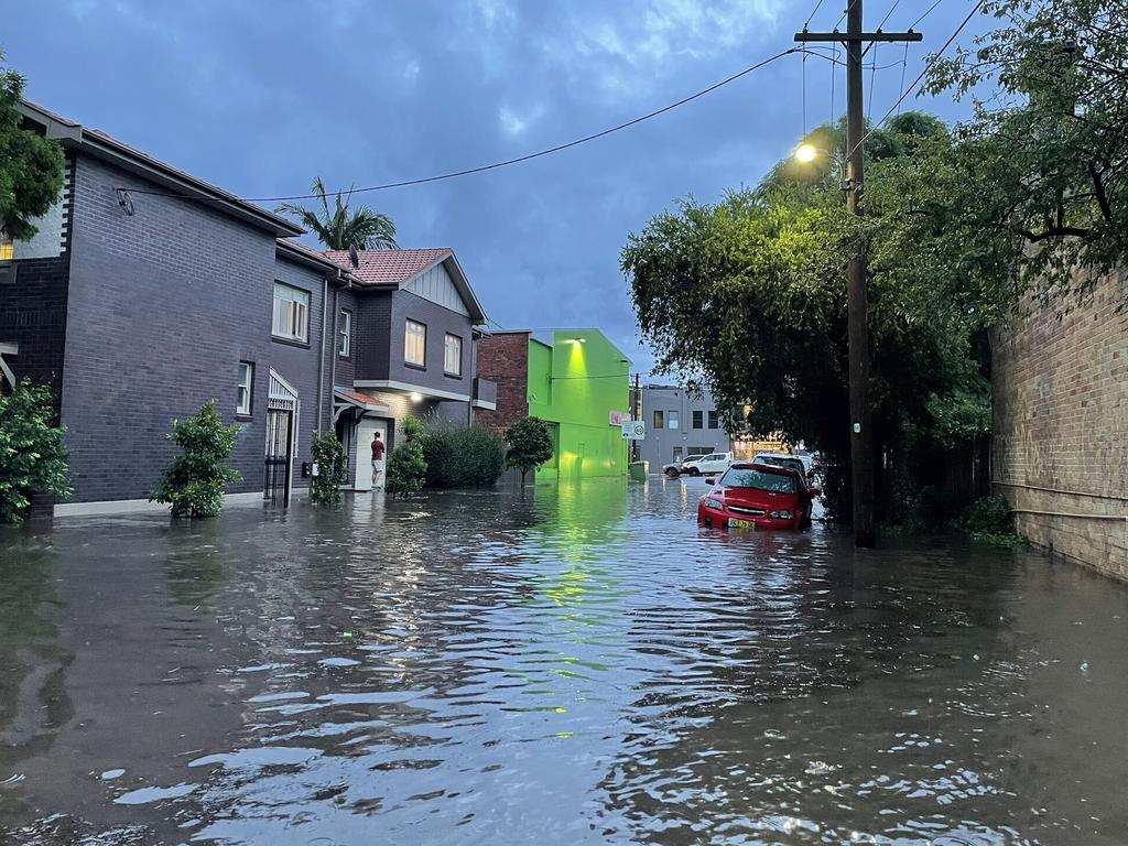 Authorities said conditions could change extremely quickly. Image: Anika Gauja