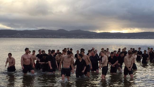 About 200 Hutchins boys from years 9-12 take a swim in the River Derwent for Freezin' for a Reason. Raising money for Beyond Blue and The Hobart Lions Club. Contact Ziah Cooper 0409 757 003