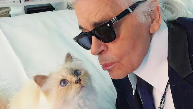 Karl Lagerfeld and his cat Choupette.