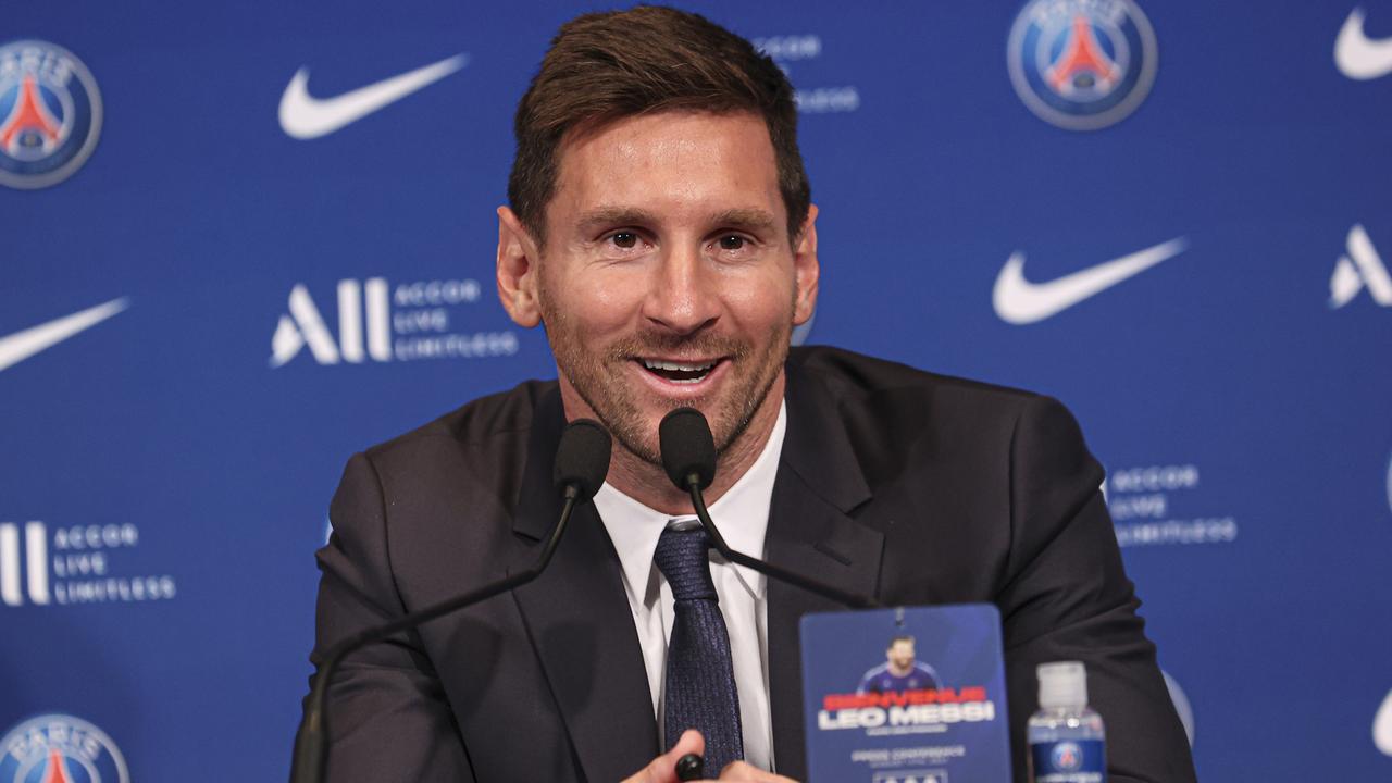 Lionel Messi’s signing bonus at PSG includes cryptocurrency tokens. (Photo by Sebastien Muylaert/Getty Images)