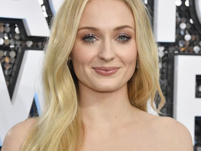 LOS ANGELES, CALIFORNIA - JANUARY 19: Sophie Turner attends the 26th Annual Screen ActorsÂ Guild Awards at The Shrine Auditorium on January 19, 2020 in Los Angeles, California. (Photo by Frazer Harrison/Getty Images)