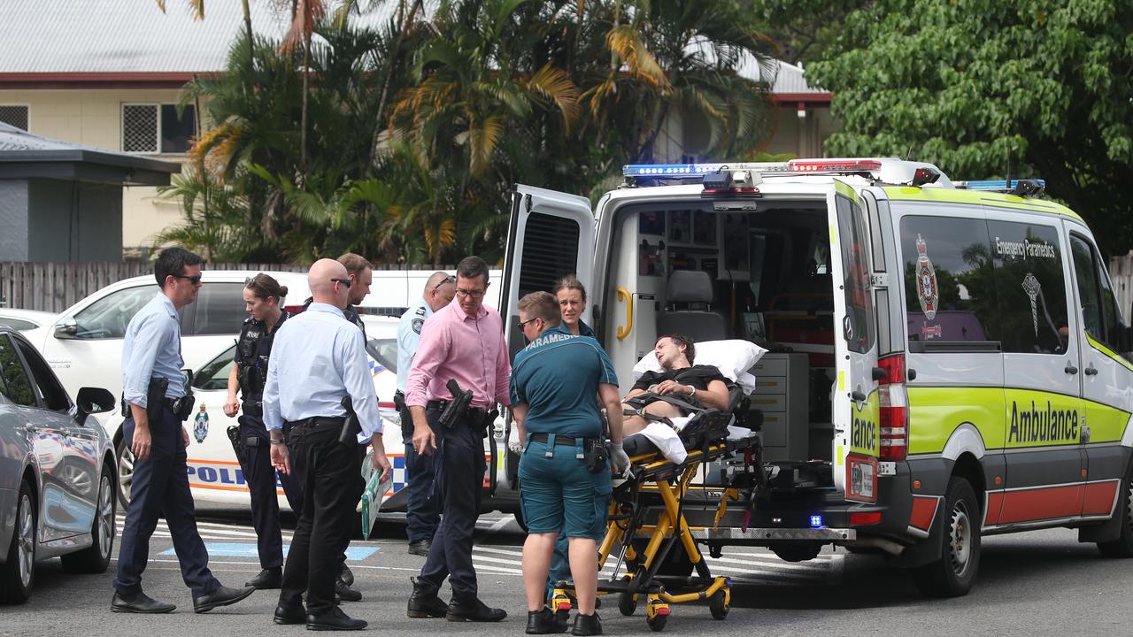 Cairns Central Stabbing: Tim Liesegang gets police valour medal | NT News