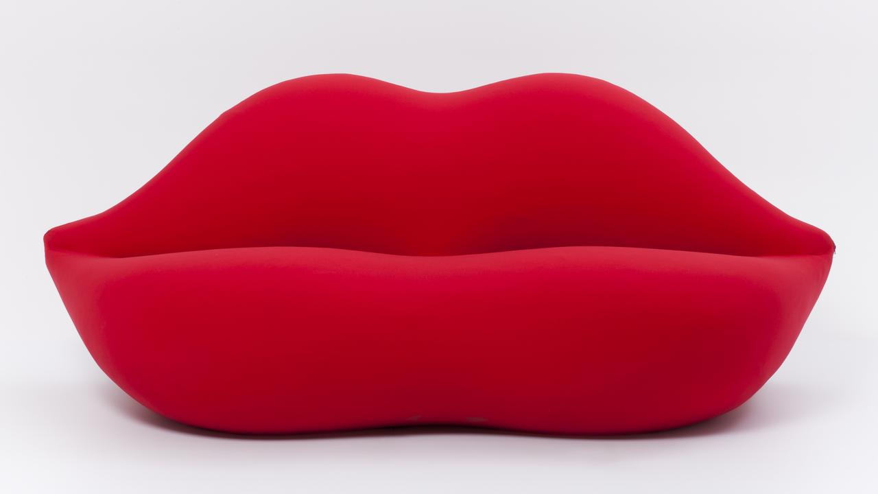 60s Icon A Sofa Named Marilyn
