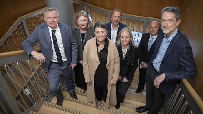 Premier Jeremy Rockliff, State Health Commander Katherine Morgan-Wicks, Jo and Scott Harris, Peter MacCallum Cancer Centre Director of Digital Healthcare Innovation Kate Burbury, Government Committe member Greg Woolley, and UTAS Vice Chancellor Rufus Black at the Menzies Research Centre in 2022. Picture: Chris Kidd