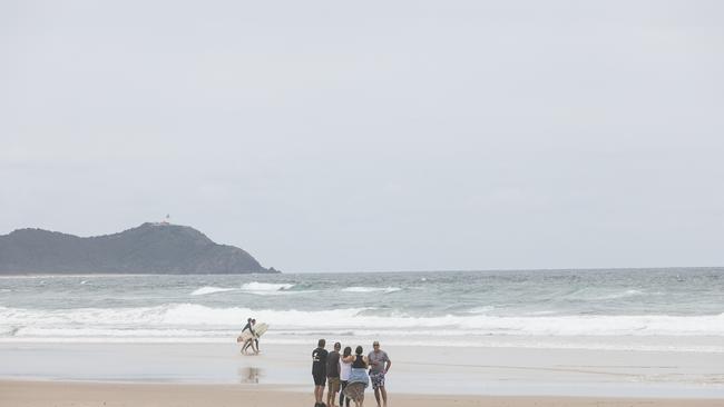Jay Notaro’s family gathered on Broken Head Beach. Picture: NewsWire/ Natalie Grono