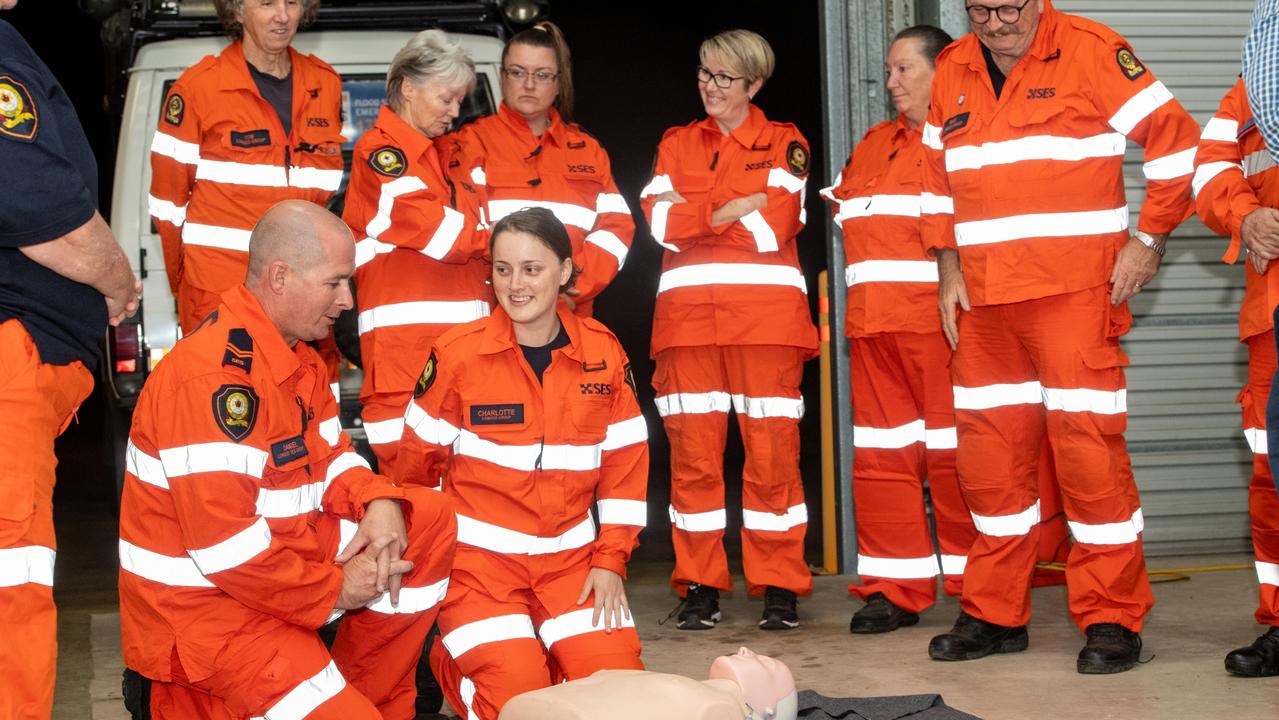 Lowood SES volunteers gain first hand experience with their new defib machine. PHOTO: Ali Kuchel