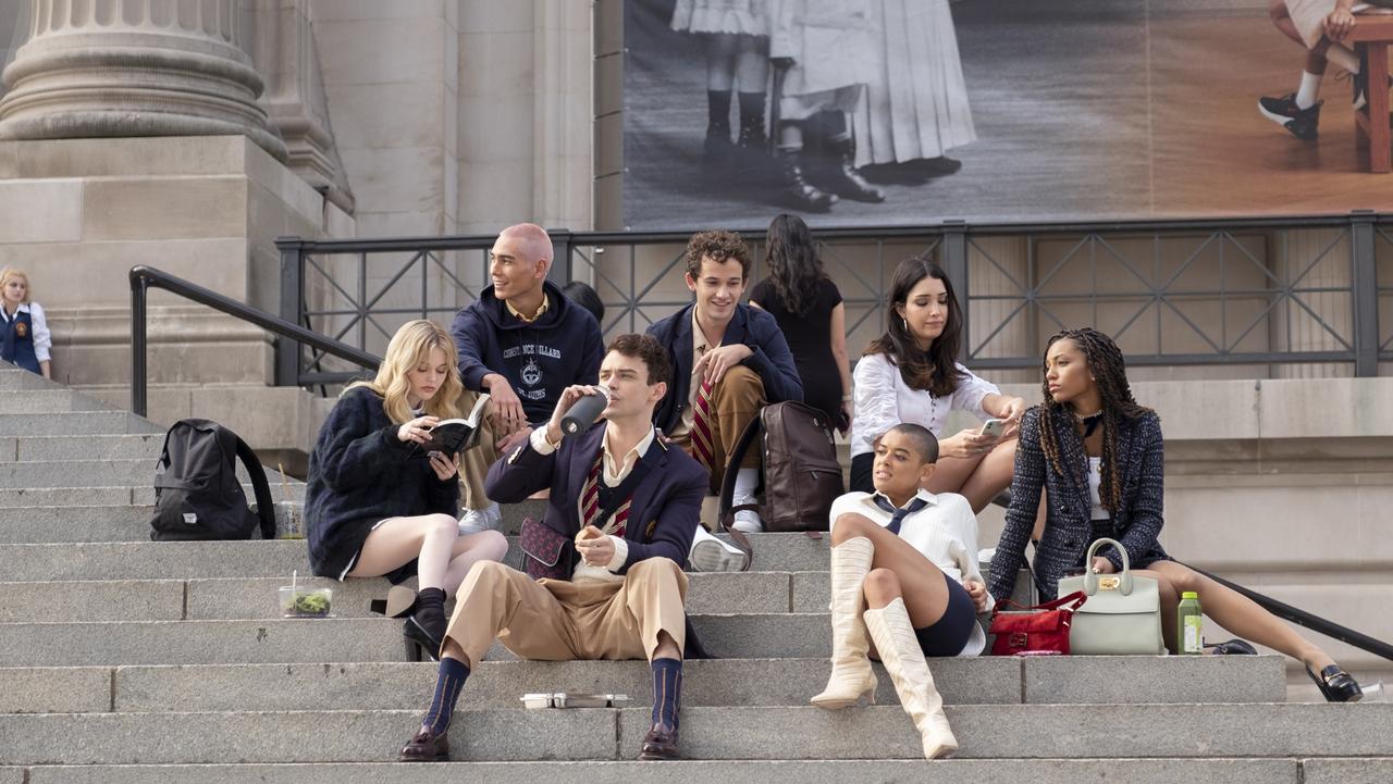 New Gossip Girl cast: Audrey Hope (Played by Emily Alyn Lind), Akeno “Aki” Menzies (Played by Evan Mock), Otto “Obie” Bergmann (Played by Eli Brown), Luna La (Played by Zion Moreno), Monet de Haan (Played By Savannah Smith), Julien Calloway (Played by Jordan Alexander), Max Wolfe (Played by Thomas Doherty). Picture: HBO/Binge