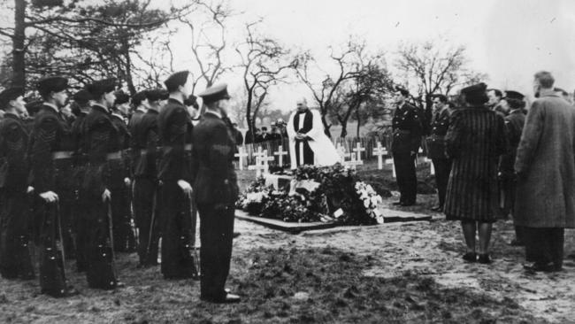 Flt-Sgt Ron Middleton, who died to save the crew of his bomber plane, was buried with full military honours in England on February 5, 1943. The Australian pilot was awarded the Victoria Cross for his actions during World War II.