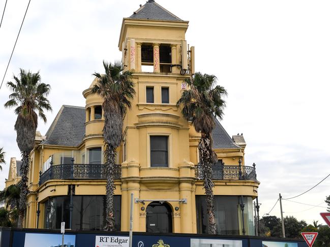 The Mentone Hotel has been closed for more than six years. Penny Stephens.