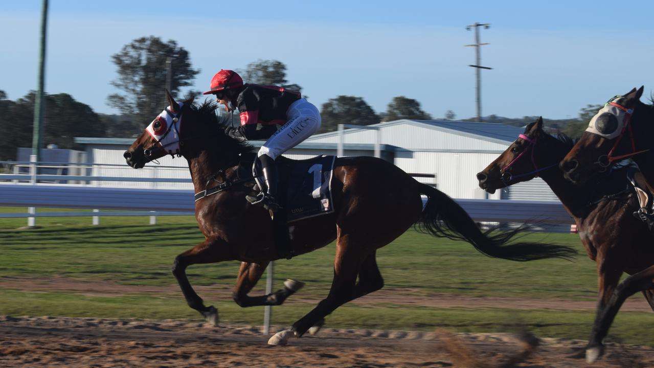 Gympie Turf Club Winter Race Day July 17. Photos: Josh Preston