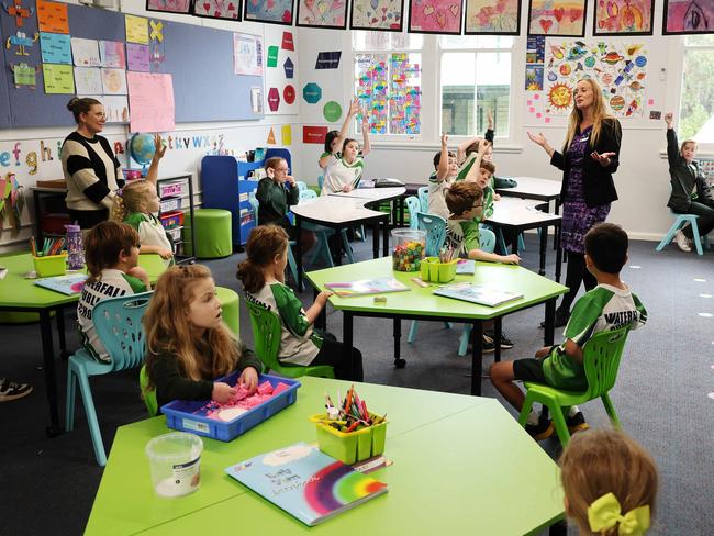 Principal Yvette Hopper with the students from kindergarten to year 5 at Waterfall Public School, which has only 19 students. Picture: Tim Hunter