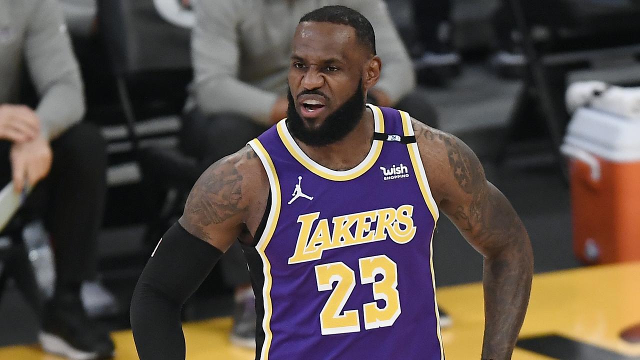 Lebron james hot sale injury lakers