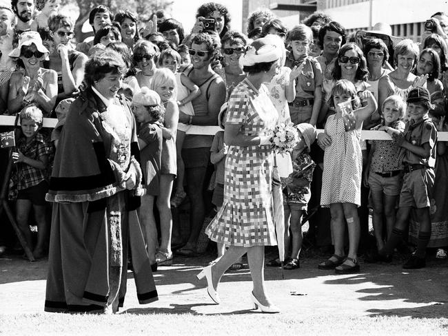 The Queen visits Darwin with the former Lord Mayor Dr Ella Stack to unveil the memorial to the victims of Cyclone Tracy at the Civic Centre in March 1977.