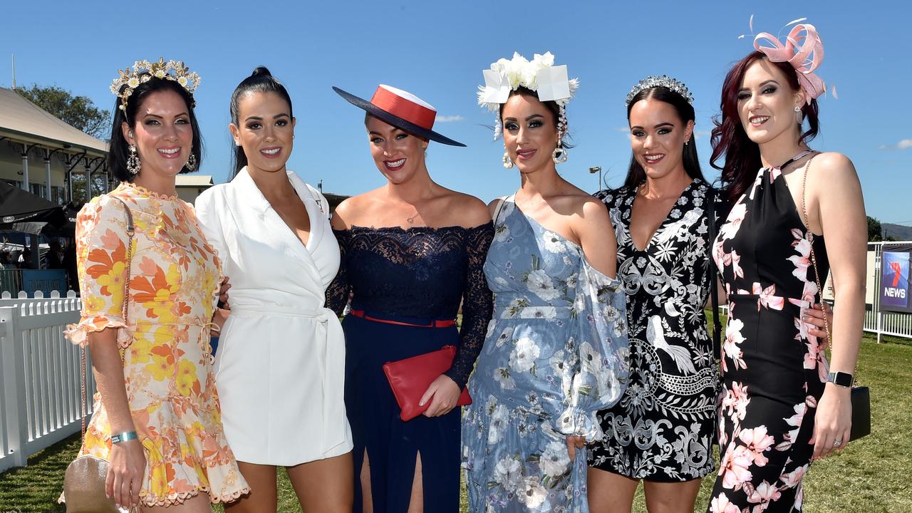 Ladies day outfits on sale 2019