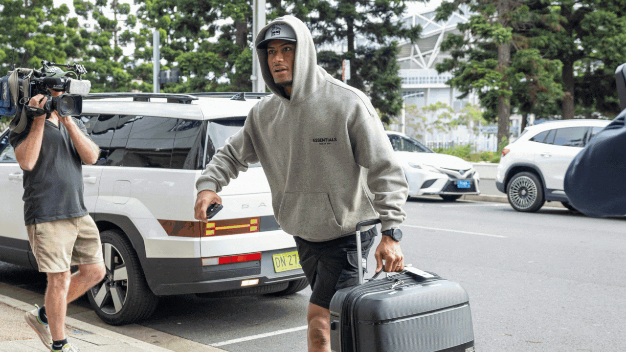 Watch: Latrell arrives, big Crichton fitness update