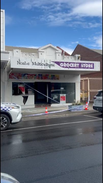 Offenders set fire to vacant grocery store in Morwell