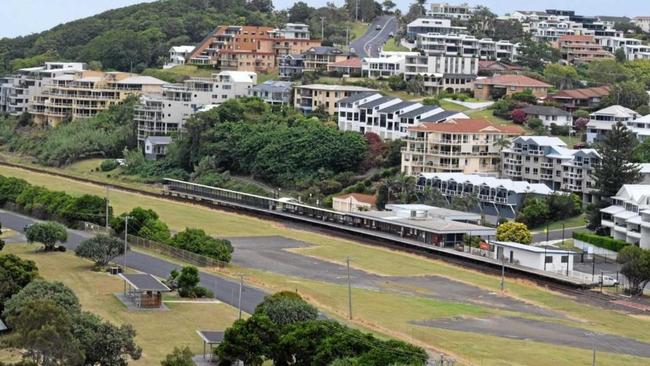 The train line runs through the Coffs Jetty area.