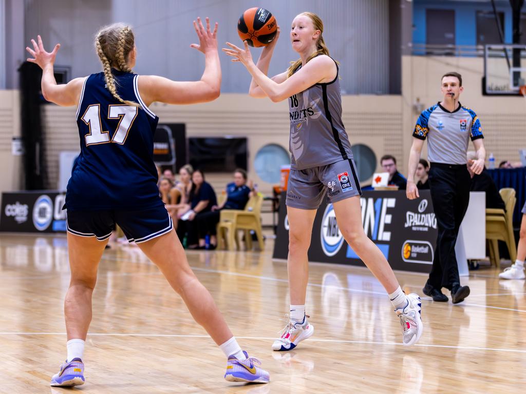 Jade Crook has moved from Albury-Wodonga to the Centre of Excellence. Picture: Greg Francis/Discovery One Photography