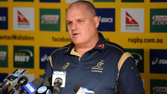 Wallabies coach Ewen McKenzie announces the 32-man squad for the upcoming series against France.